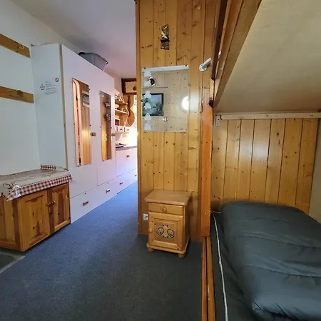 Appartamento Aux Pieds Avec Balcon Et Tv